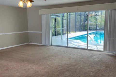 House in Mount Dora, Florida 3 bedrooms, 220.27 sq.m. № 2234304 - photo 23