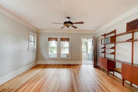 Casa en venta en New Smyrna Beach, Florida, 3 dormitorios, 111.48 m2 № 1565046 - foto 5