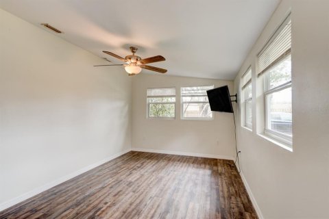 Casa en venta en New Smyrna Beach, Florida, 3 dormitorios, 111.48 m2 № 1565046 - foto 20