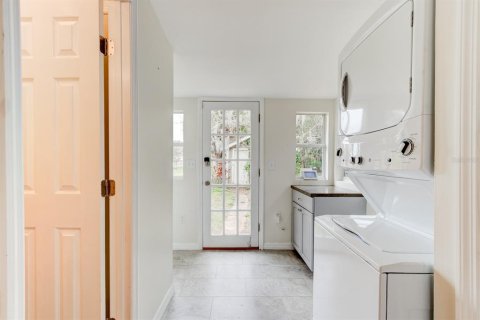 Casa en venta en New Smyrna Beach, Florida, 3 dormitorios, 111.48 m2 № 1565046 - foto 16
