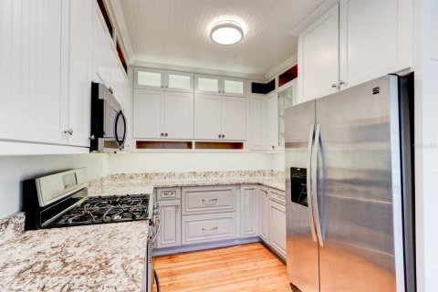 Casa en venta en New Smyrna Beach, Florida, 3 dormitorios, 111.48 m2 № 1565046 - foto 8