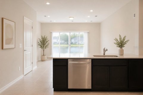 Adosado en venta en Kissimmee, Florida, 3 dormitorios, 157.84 m2 № 2236756 - foto 4