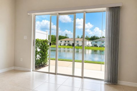 Adosado en venta en Kissimmee, Florida, 3 dormitorios, 157.84 m2 № 2236756 - foto 5