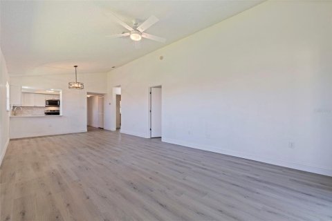 Copropriété à vendre à Clearwater, Floride: 2 chambres, 95.69 m2 № 1844594 - photo 13