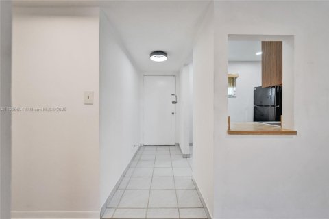 Condominio en venta en Plantation, Florida, 2 dormitorios, 100.33 m2 № 1966720 - foto 14