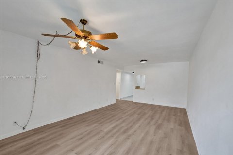 Condominio en venta en Plantation, Florida, 2 dormitorios, 100.33 m2 № 1966720 - foto 18
