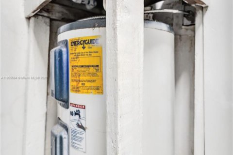 Condominio en venta en Plantation, Florida, 2 dormitorios, 100.33 m2 № 1966720 - foto 24