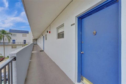 Condominio en venta en Plantation, Florida, 2 dormitorios, 100.33 m2 № 1966720 - foto 6