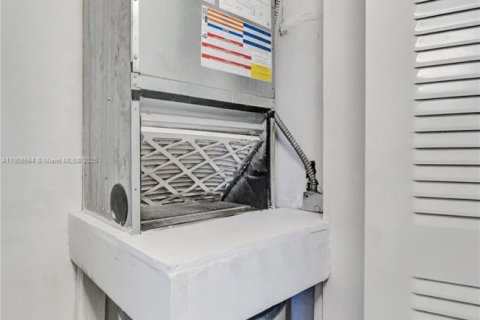 Condominio en venta en Plantation, Florida, 2 dormitorios, 100.33 m2 № 1966720 - foto 23