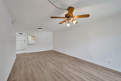 Condominio en venta en Plantation, Florida, 2 dormitorios, 100.33 m2 № 1966720 - foto 19