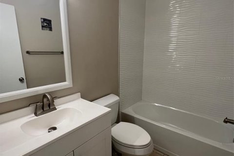 Condo in Punta Gorda, Florida, 2 bedrooms  № 1900871 - photo 13