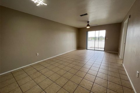 Condo in Punta Gorda, Florida, 2 bedrooms  № 1900871 - photo 10