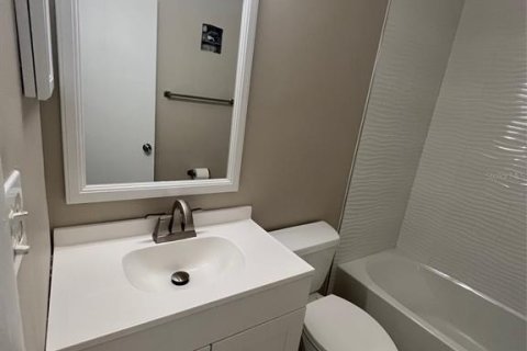 Condo in Punta Gorda, Florida, 2 bedrooms  № 1900871 - photo 14