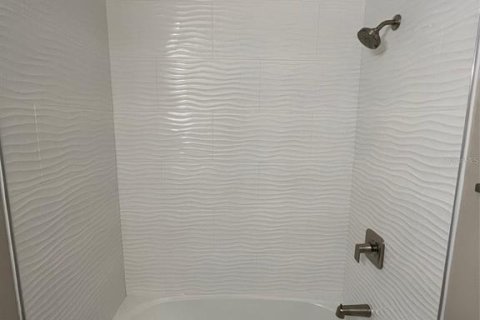 Condo in Punta Gorda, Florida, 2 bedrooms  № 1900871 - photo 15