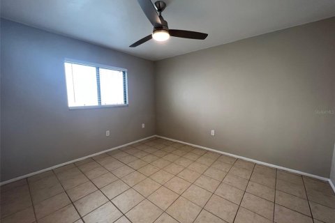 Condo in Punta Gorda, Florida, 2 bedrooms  № 1900871 - photo 16