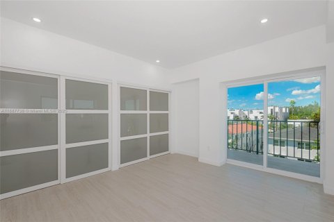 Copropriété à louer à Miami Beach, Floride: 1 chambre, 67.73 m2 № 1933096 - photo 15
