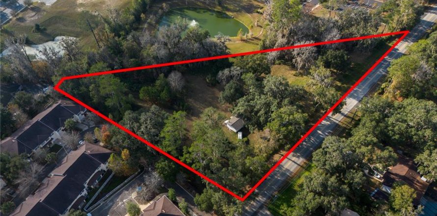 Immobilier commercial à Gainesville, Floride 57.6 m2 № 2103820