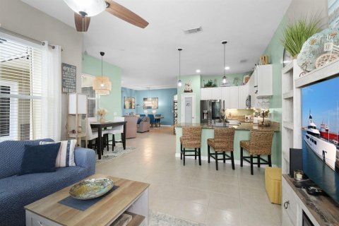 House in Port St. Lucie, Florida 3 bedrooms, 165.18 sq.m. № 2275862 - photo 18