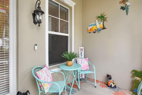 House in Port St. Lucie, Florida 3 bedrooms, 165.18 sq.m. № 2275862 - photo 4