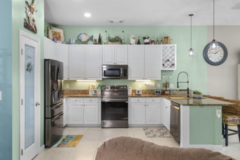 House in Port St. Lucie, Florida 3 bedrooms, 165.18 sq.m. № 2275862 - photo 12
