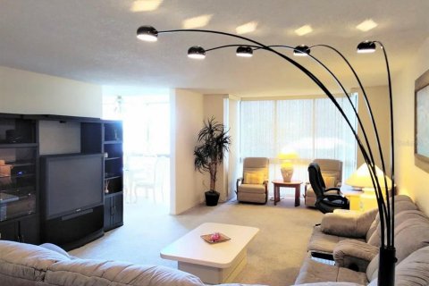 Copropriété à louer à Clearwater, Floride: 2 chambres, 125.42 m2 № 2416877 - photo 5
