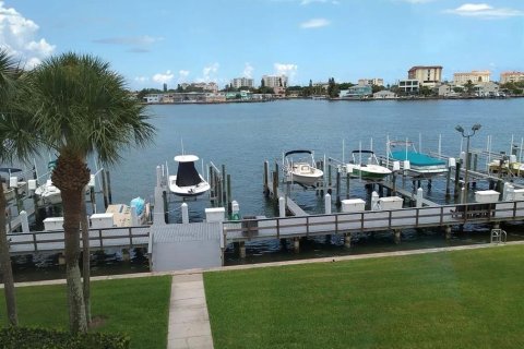 Copropriété à louer à Clearwater, Floride: 2 chambres, 125.42 m2 № 2416877 - photo 3