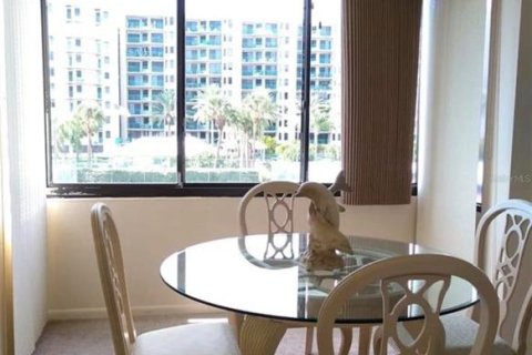 Copropriété à louer à Clearwater, Floride: 2 chambres, 125.42 m2 № 2416877 - photo 8