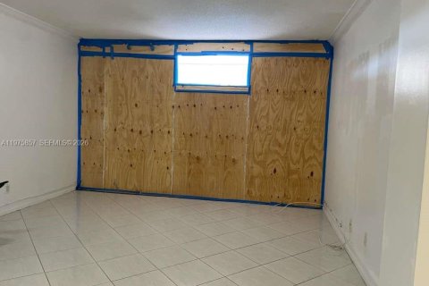 Copropriété à vendre à North Bay Village, Floride: 1 chambre, 75.9 m2 № 2040090 - photo 7