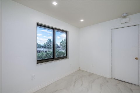 Villa ou maison à vendre à Punta Gorda, Floride: 2 chambres, 133.5 m2 № 2144188 - photo 12