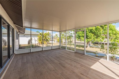 Villa ou maison à vendre à Punta Gorda, Floride: 2 chambres, 133.5 m2 № 2144188 - photo 25