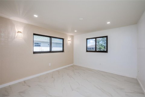 Villa ou maison à vendre à Punta Gorda, Floride: 2 chambres, 133.5 m2 № 2144188 - photo 17