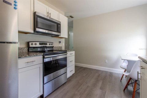 House in Ocala, Florida 3 bedrooms, 82.5 sq.m. № 1721927 - photo 5