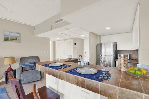 Condominio en venta en Clearwater, Florida, 3 habitaciones, 47.1 m2 № 2429665 - foto 4