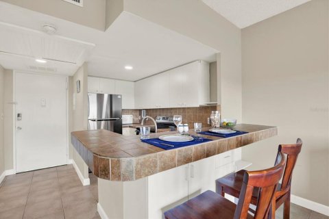 Condominio en venta en Clearwater, Florida, 3 habitaciones, 47.1 m2 № 2429665 - foto 6