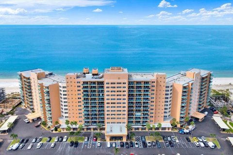 Condominio en Clearwater, Florida, 3 habitaciones  № 2429665
