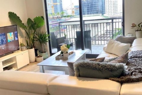 Copropriété à louer à Miami, Floride: 2 chambres, 101.82 m2 № 1976859 - photo 1