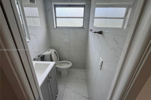 Купить кондоминиум в Майами, Флорида 1 спальня, 65.68м2, № 2023295 - фото 16