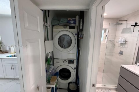 Villa ou maison à vendre à Deerfield Beach, Floride: 3 chambres, 106.19 m2 № 2024895 - photo 20