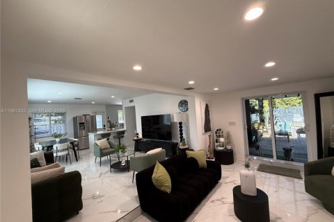 Villa ou maison à vendre à Deerfield Beach, Floride: 3 chambres, 106.19 m2 № 2024895 - photo 7