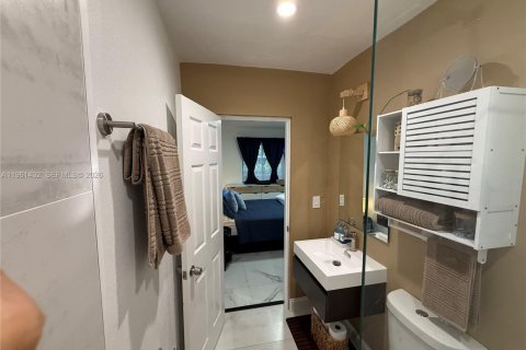 Villa ou maison à vendre à Deerfield Beach, Floride: 3 chambres, 106.19 m2 № 2024895 - photo 18