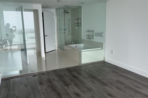 Купить кондоминиум в Майами, Флорида 2 спальни, 106.93м2, № 1701225 - фото 5