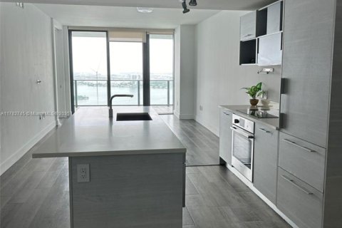 Купить кондоминиум в Майами, Флорида 2 спальни, 106.93м2, № 1701225 - фото 3