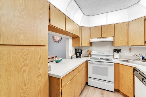 Condominio en venta en Tarpon Springs, Florida, 2 dormitorios, 96.71 m2 № 1837971 - foto 8