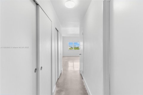Copropriété à louer à Miami Beach, Floride: 1 chambre, 136.57 m2 № 1971177 - photo 21