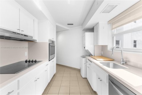 Copropriété à louer à Miami Beach, Floride: 1 chambre, 136.57 m2 № 1971177 - photo 9