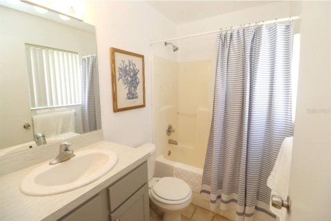 Apartment in New Smyrna Beach, Florida 2 bedrooms, 92.9 sq.m. № 2195477 - photo 10