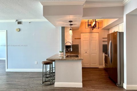 Condominio en venta en Miami, Florida, 2 dormitorios, 97.27 m2 № 1932384 - foto 7