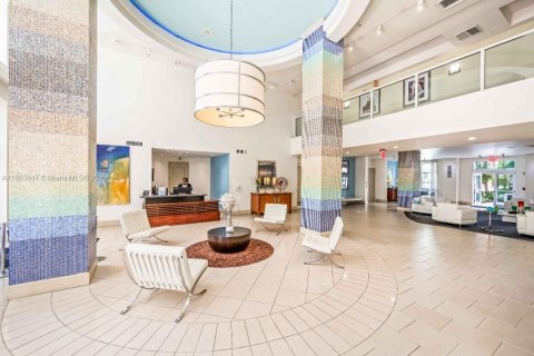 Condominio en venta en Miami, Florida, 2 dormitorios, 97.27 m2 № 1932384 - foto 5