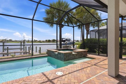 Villa ou maison à vendre à Bradenton, Floride: 3 chambres, 215.16 m2 № 2322821 - photo 29