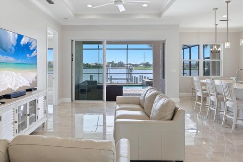Villa ou maison à vendre à Bradenton, Floride: 3 chambres, 215.16 m2 № 2322821 - photo 6